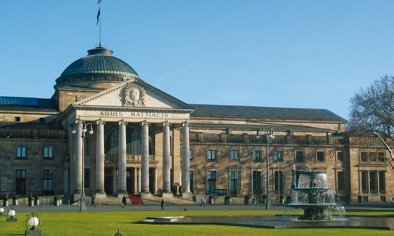 Das herrliche Wiesbadener Kurhaus.