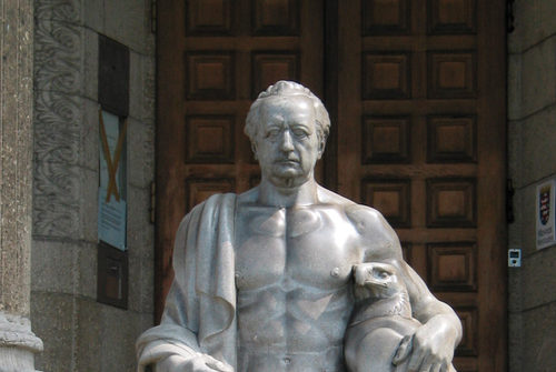 Goethe Monument in front of the Museum Wiesbaden