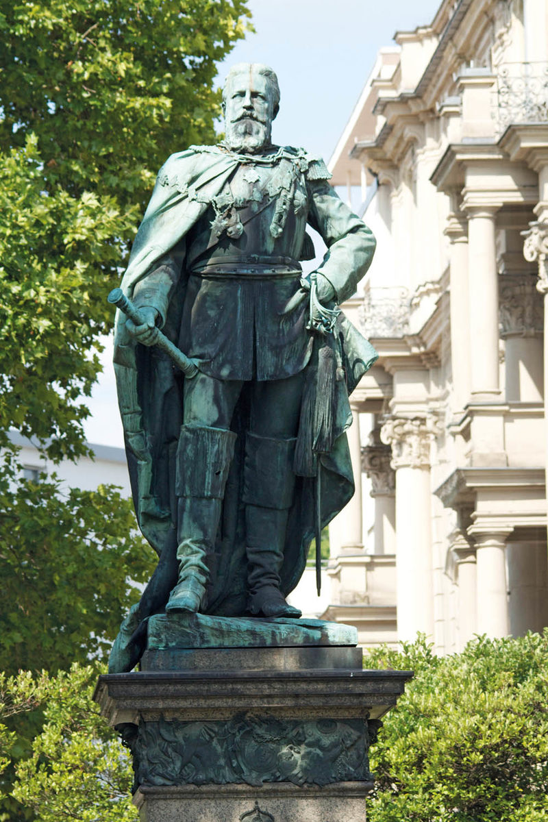 Kaiser Friedrich Monument