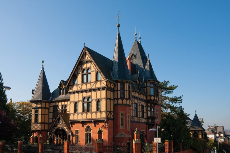 The neo-gothic Solms palace includes a chapel.